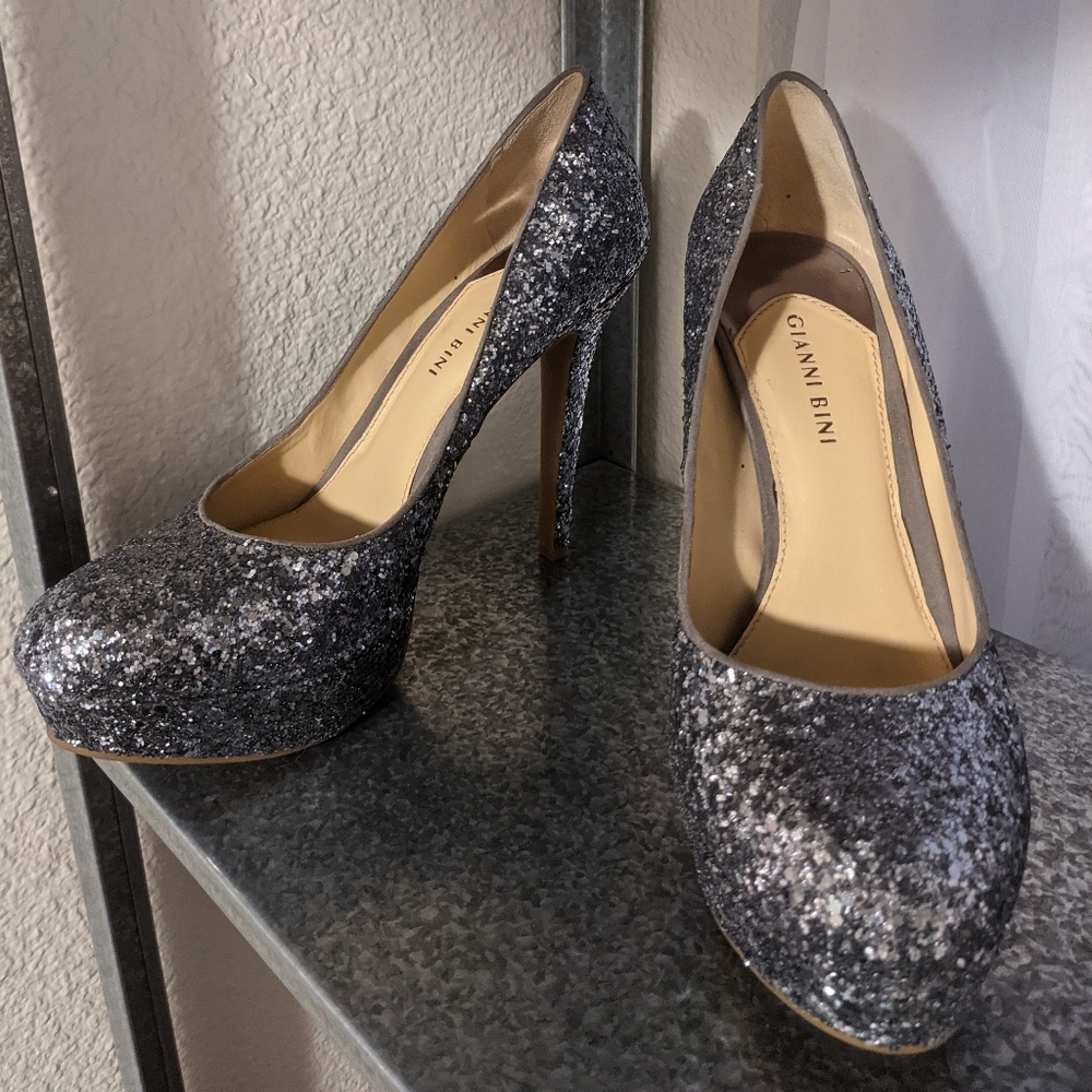 Gianni Bini Size 10 Glitter Heels